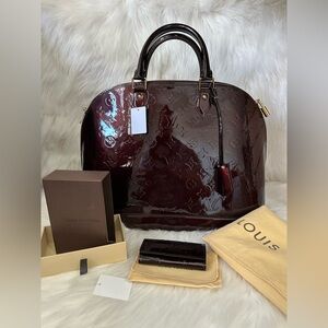 SET VERNIS ALMA AMARANTE GM & 4 key older